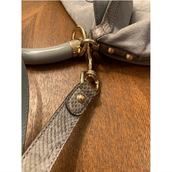 Authentic Gucci Indy Bag - Picture 6 of 8